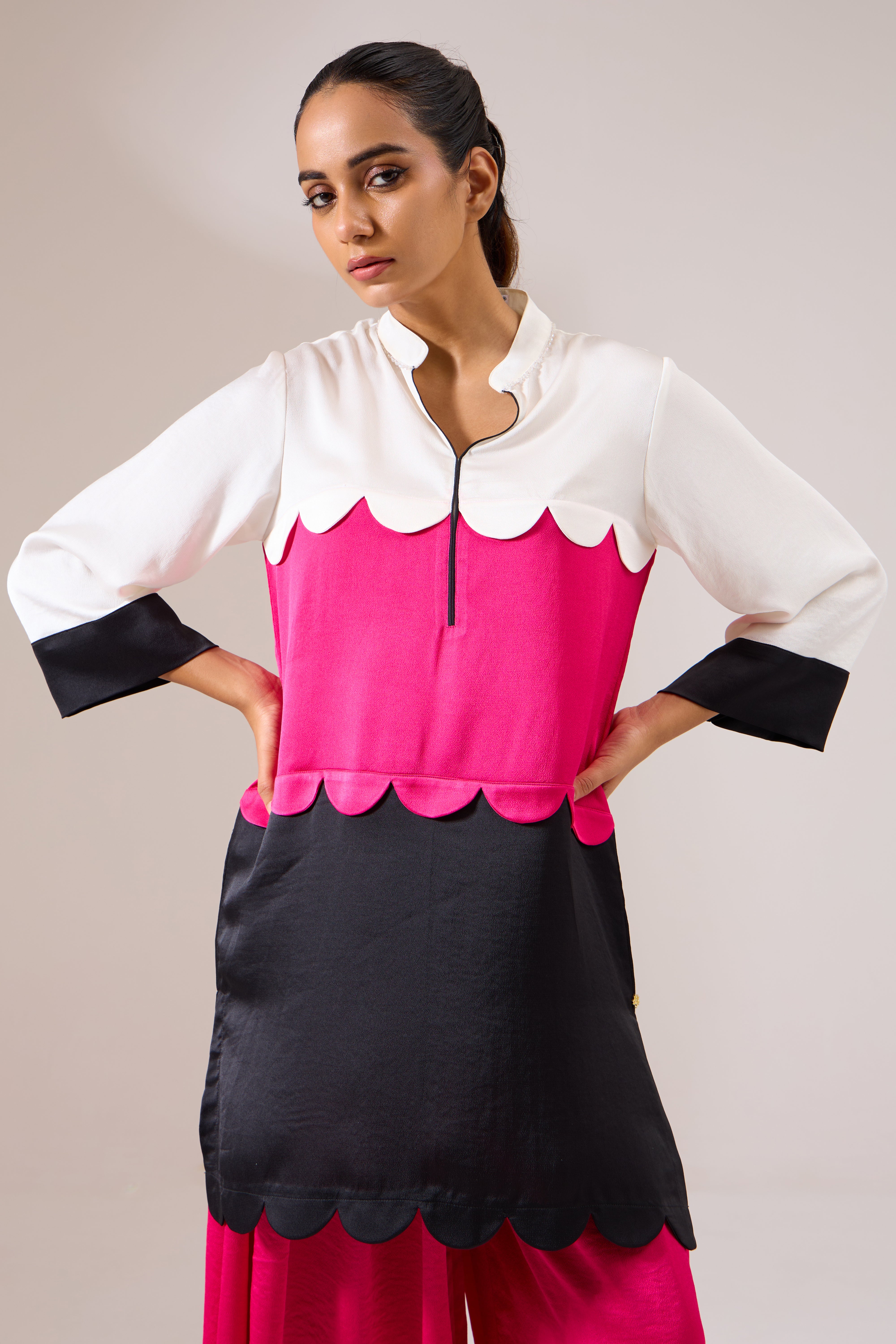 TRIANA Formal Colorblock Tunic