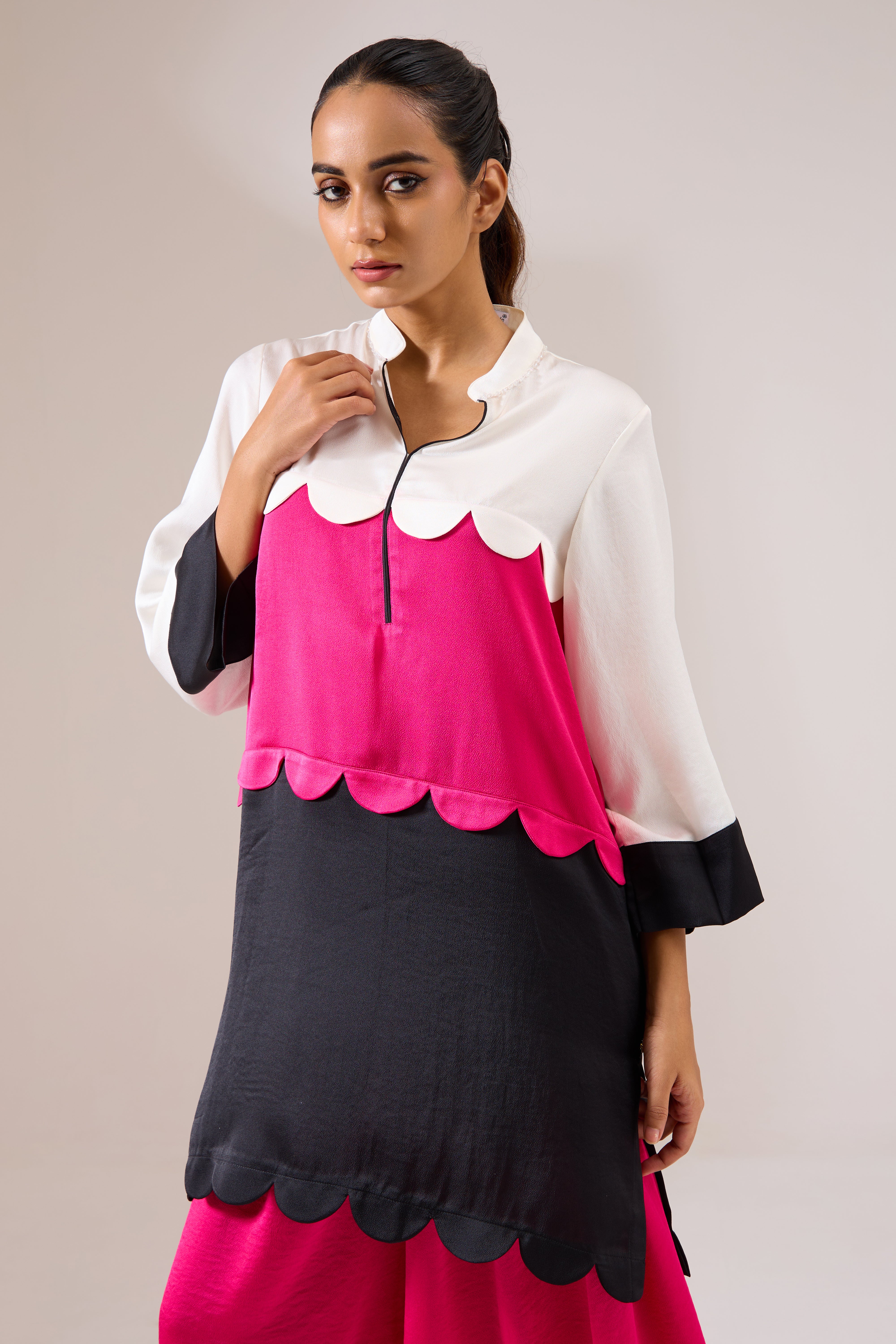 TRIANA Formal Colorblock Tunic